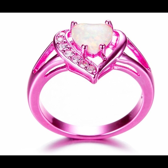 Beautiful Cute Pink Heart Ring - Picture 2 of 3